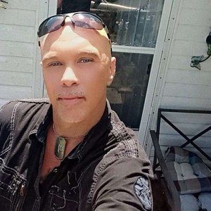 Meet your Posher, Chad